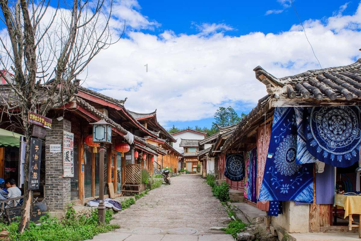 解锁吉鹿力问答社区,尽情探索格子大衣怎么搭配的乐趣!